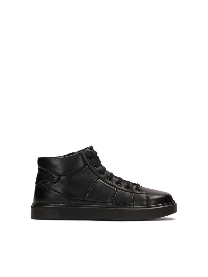 Sneaker Low in Schwarz