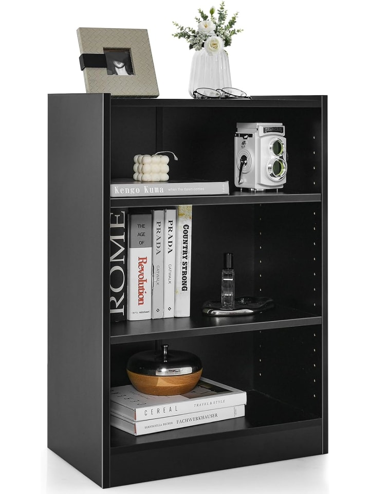 Bücherregal in Schwarz