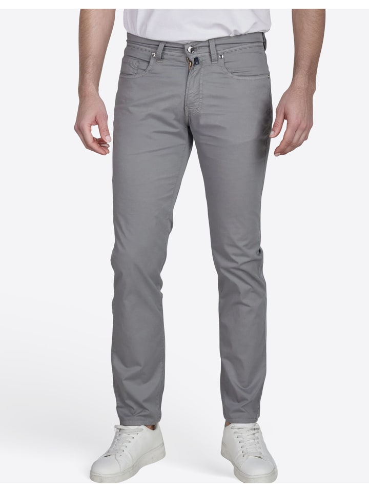 Hose Lyon in Quiet Gray