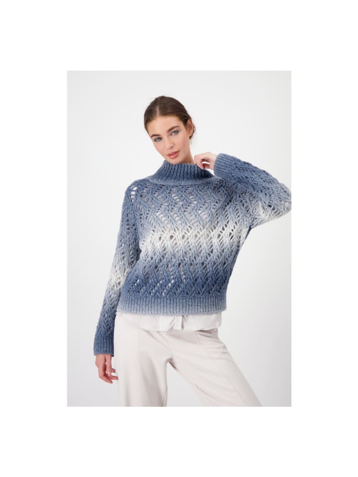 Pullover in smokey blue gemustert