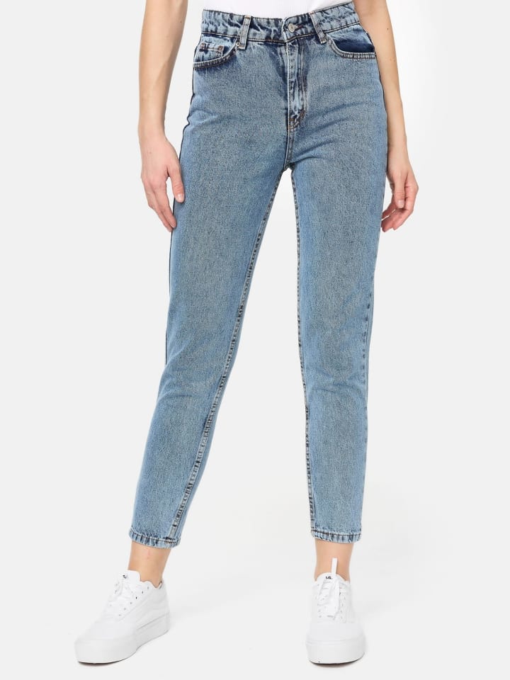 Mom Fit Jeans "F129" in Hellblau Snow