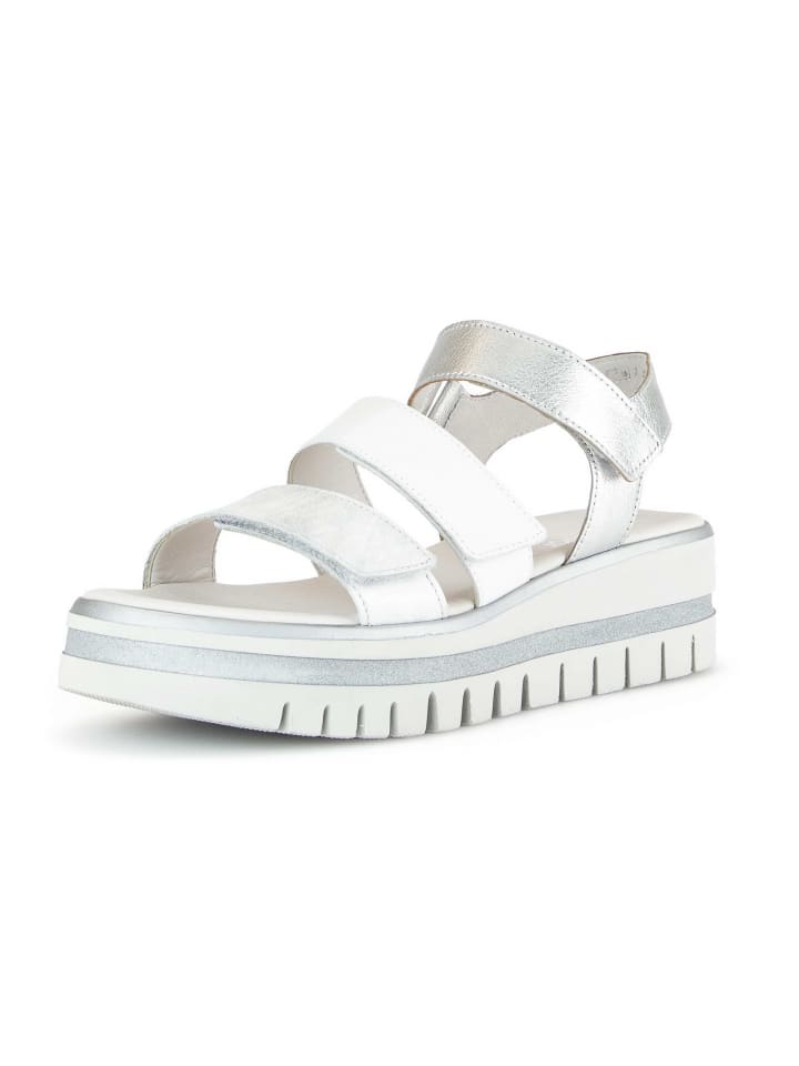 Schnürschuh in weiß
