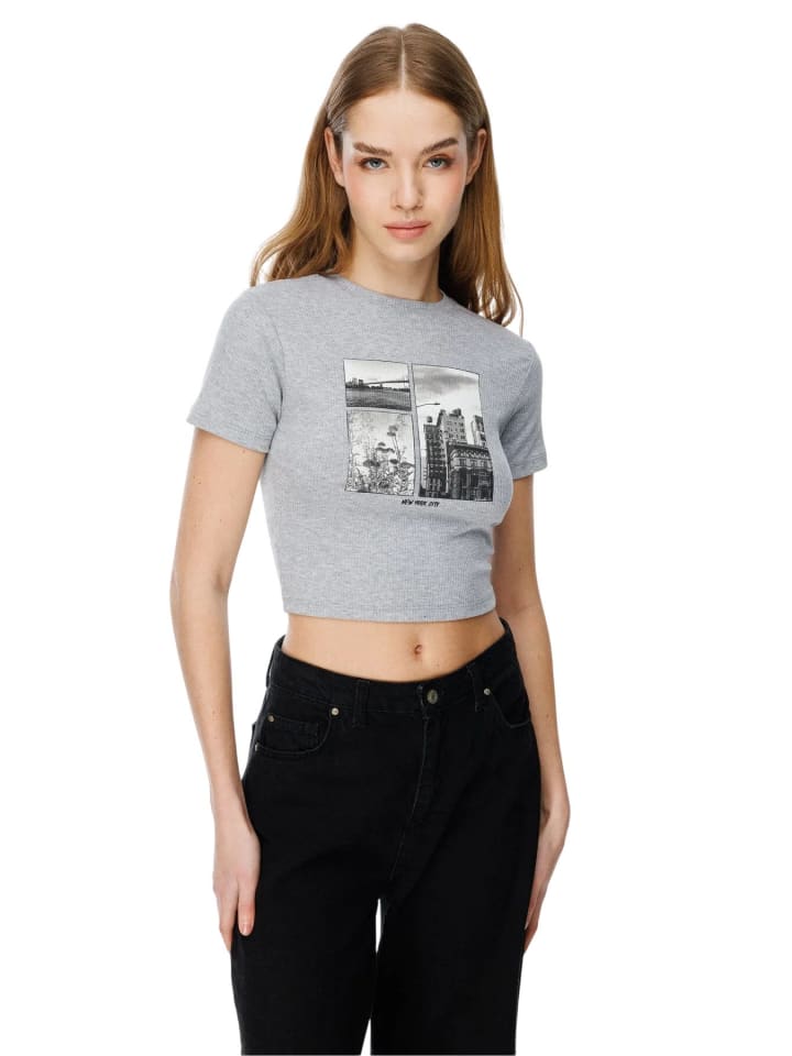 Blouse in Grau