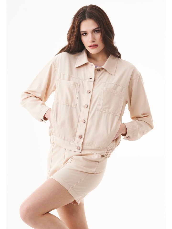 Kurze Hemdjacke "WOR15503" in Abbystone
