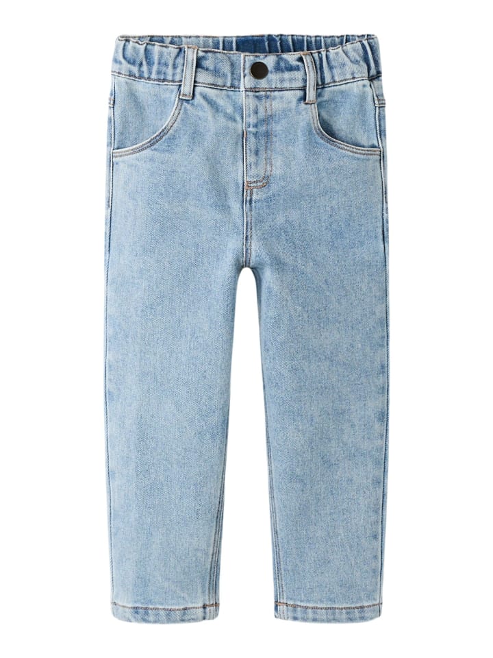 Jeans in Medium Blue Denim