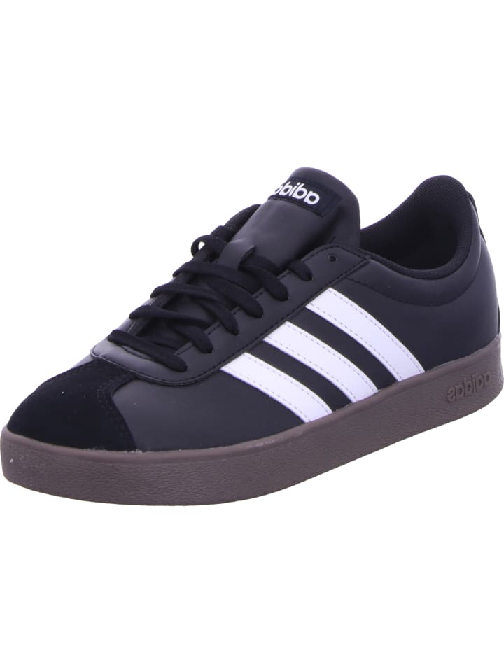Sneaker in schwarz