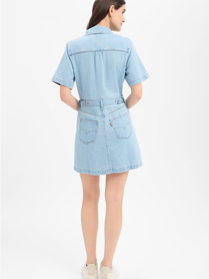 Kleid in hellblau - 0001