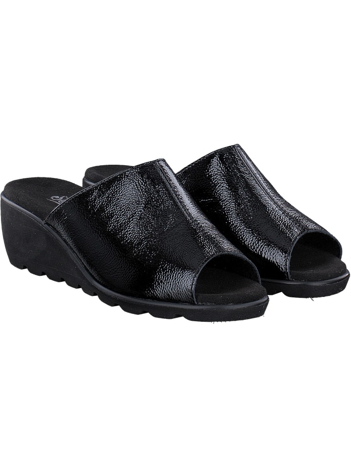 Wedges in Schwarz