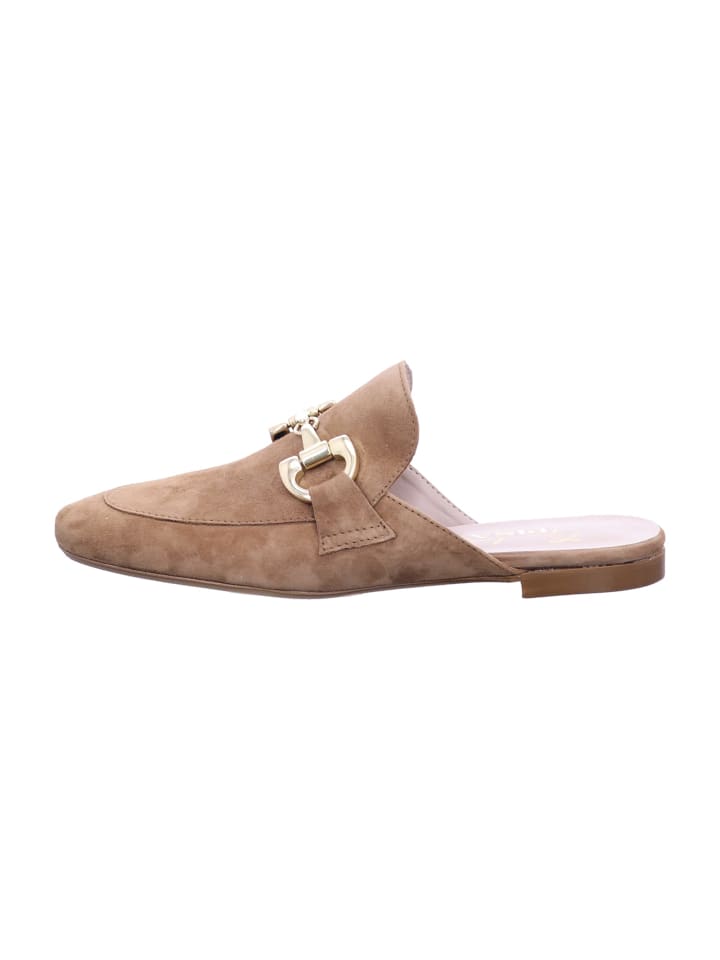 Clogs in Beige