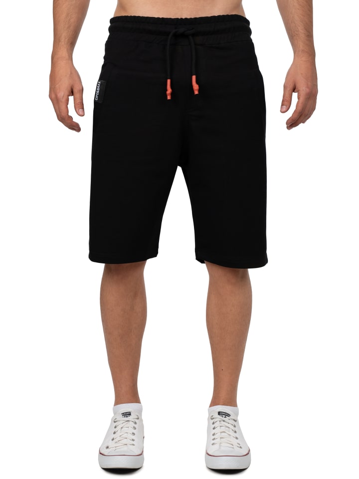 Herren Regular Fit Shorts Mid Waist in Black