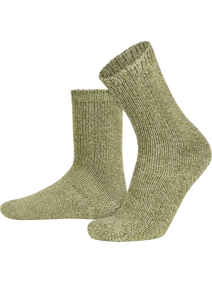 2 Strickwollsocken aus Baum- und Schafwolle in Grün
