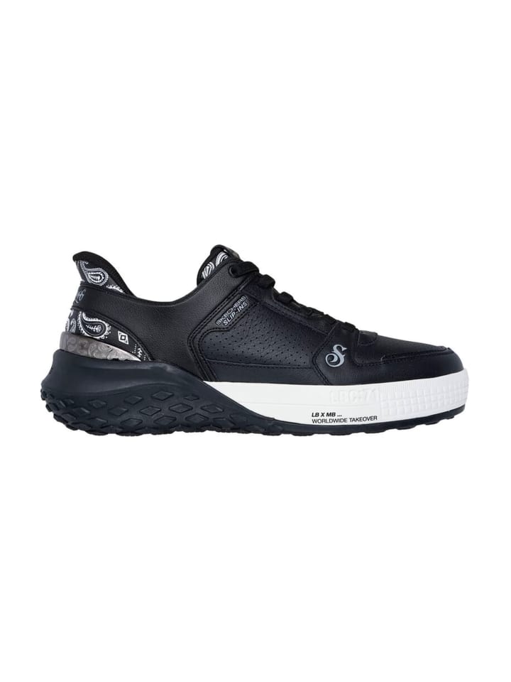 Sportliche Slipper in Schwarz