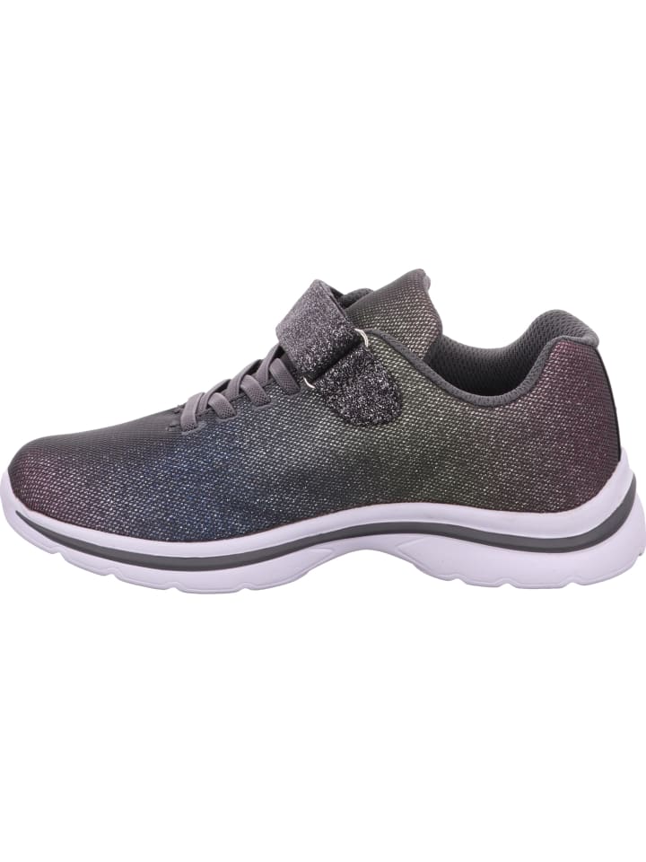 Sneaker in metallic