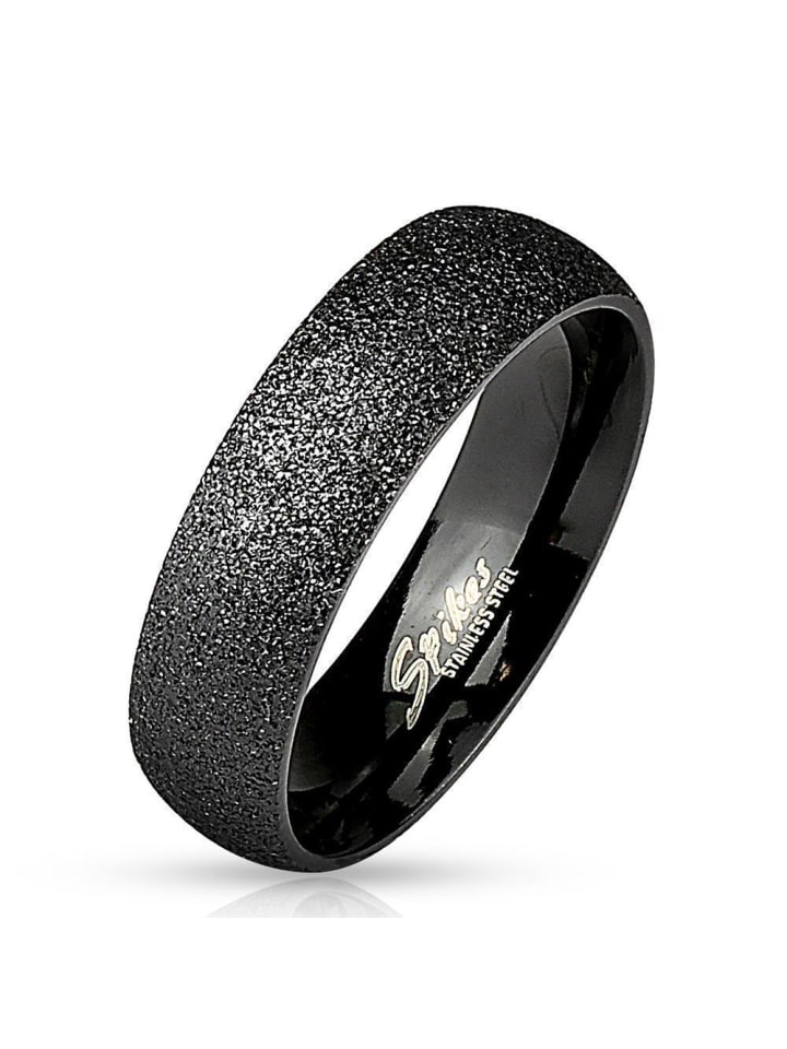 Ring in Schwarz