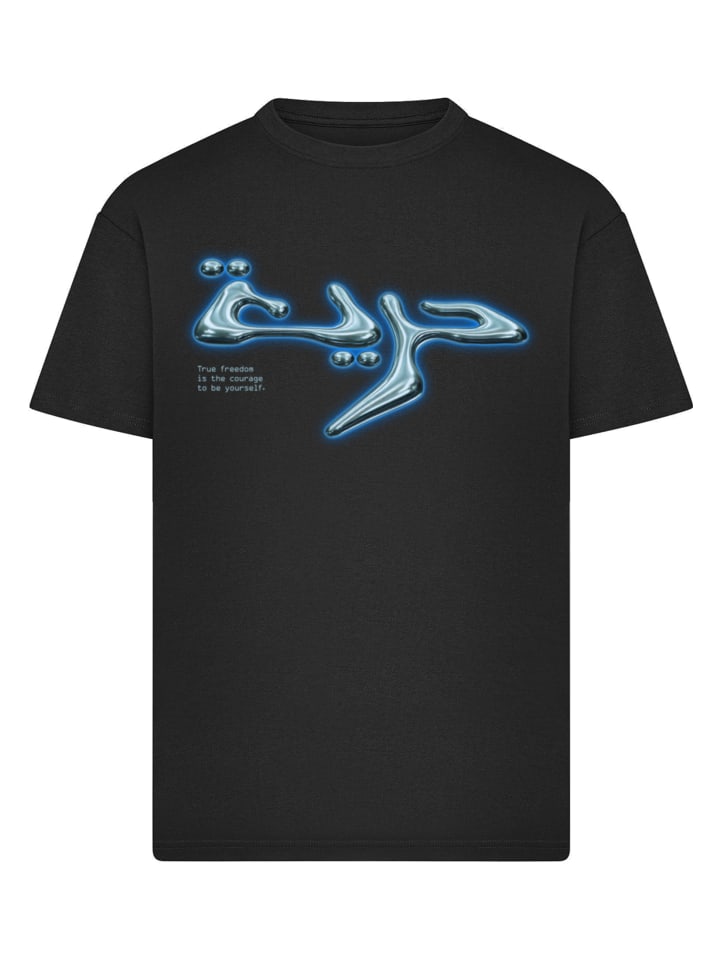 T-Shirt in black