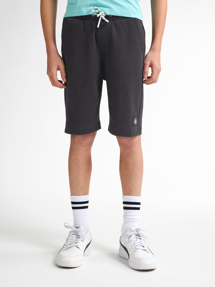 Jogging-Shorts Capri in Schwarz