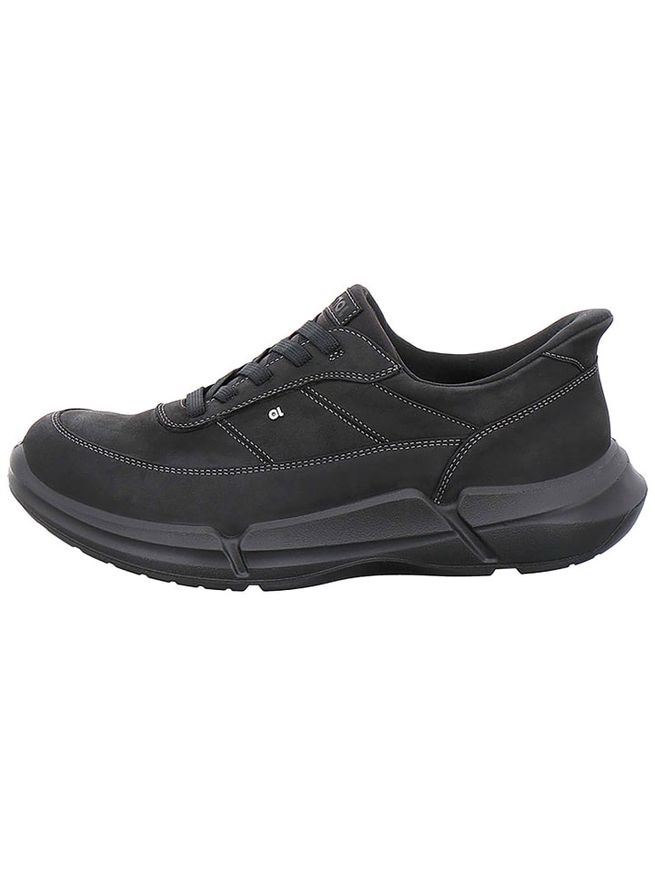Halbschuhe in Schwarz