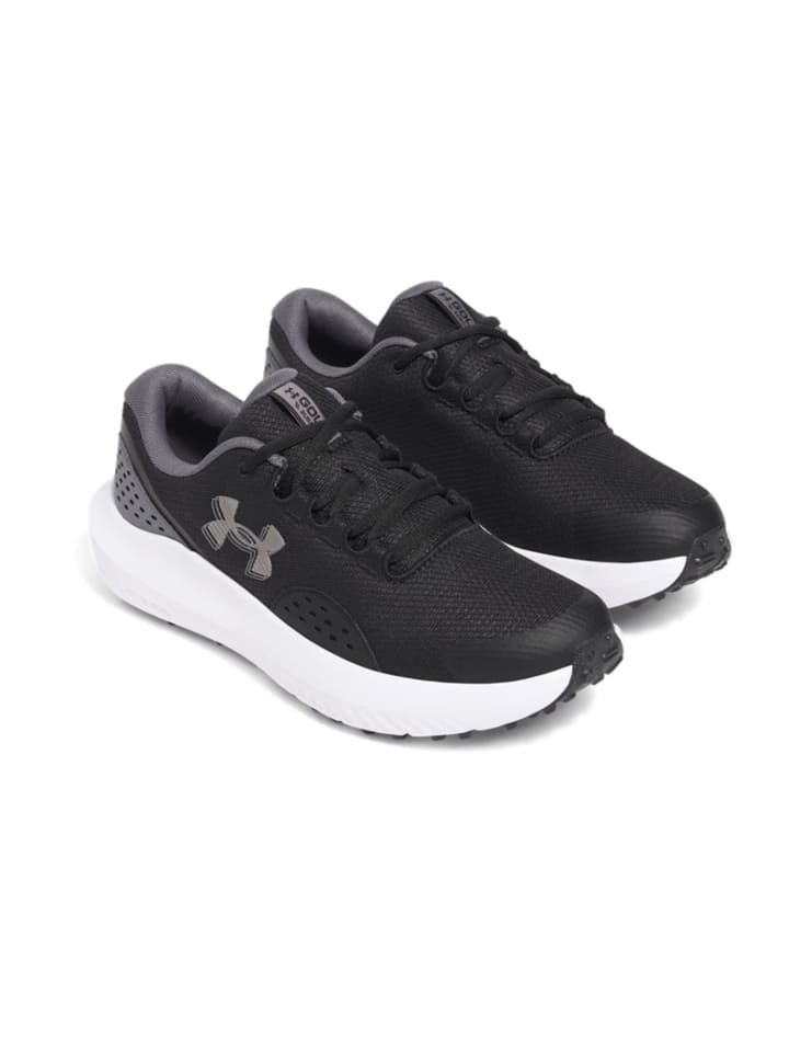 Sneakers Low UA Surge Golf in schwarz