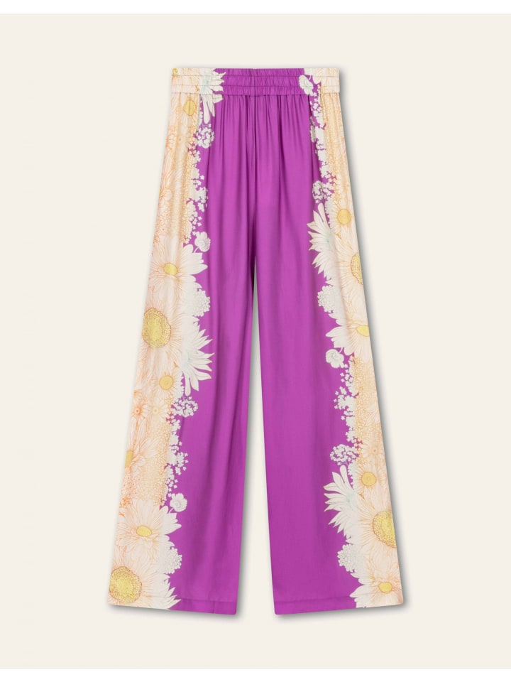 Putrya Hose in Lila