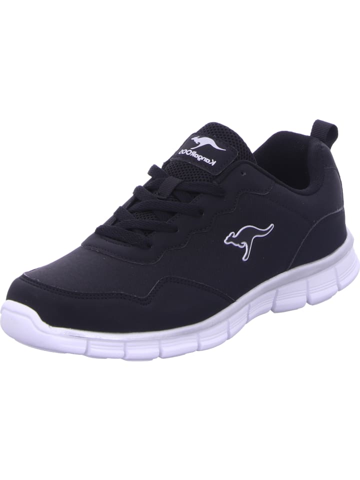 Sneaker in schwarz