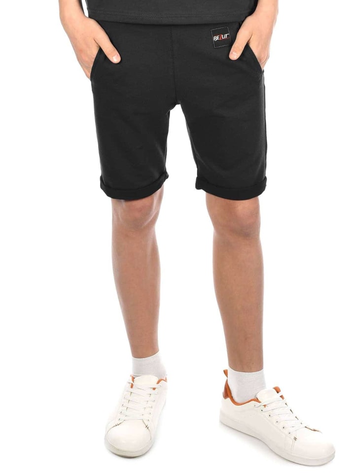 Kurze Hose in Schwarz