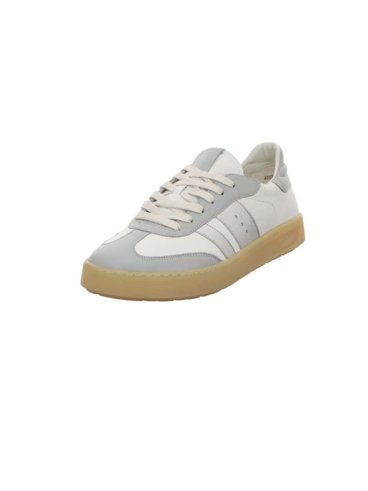 Schnürschuhe in weiß