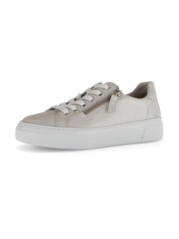 Sportliche Schnürschuhe in Beige