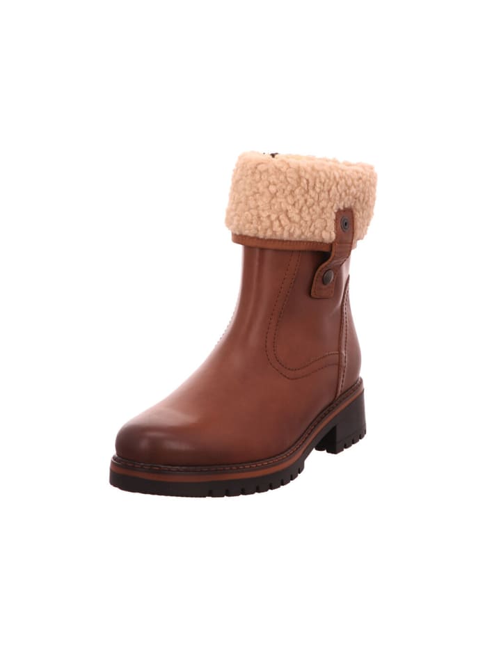 Stiefel in camel
