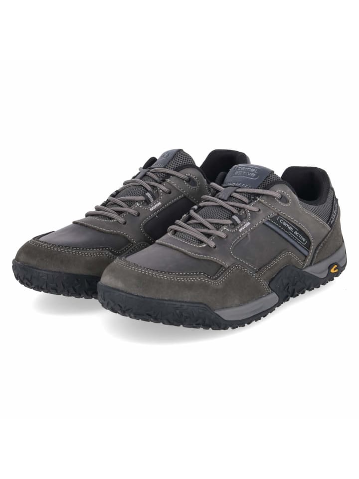 Outdoorsneaker CROSS in grau