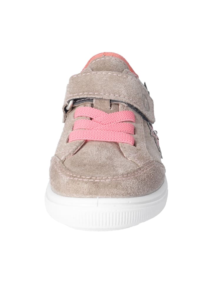 Sportliche Schnürschuhe in Beige