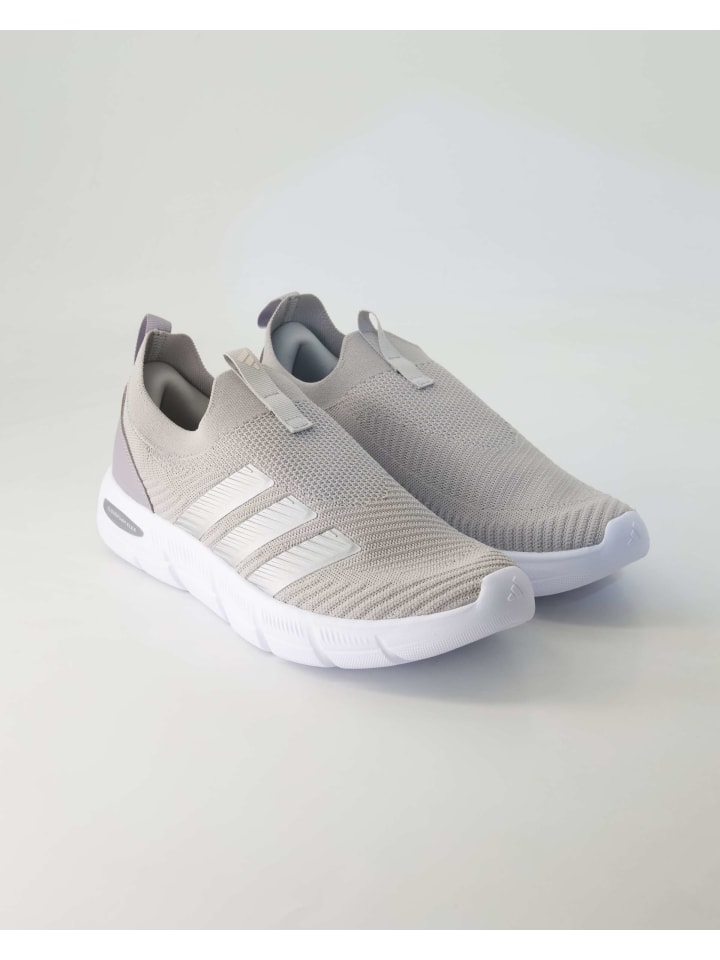 Slip On Sneaker in Grau