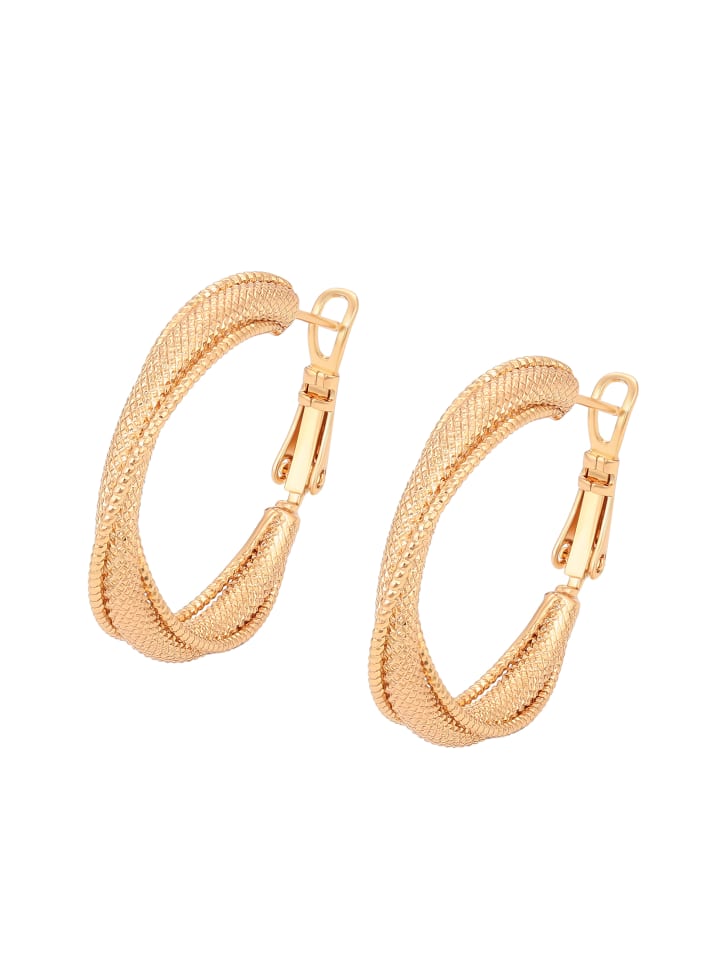 Women Hoop Earrings in Rose Gold