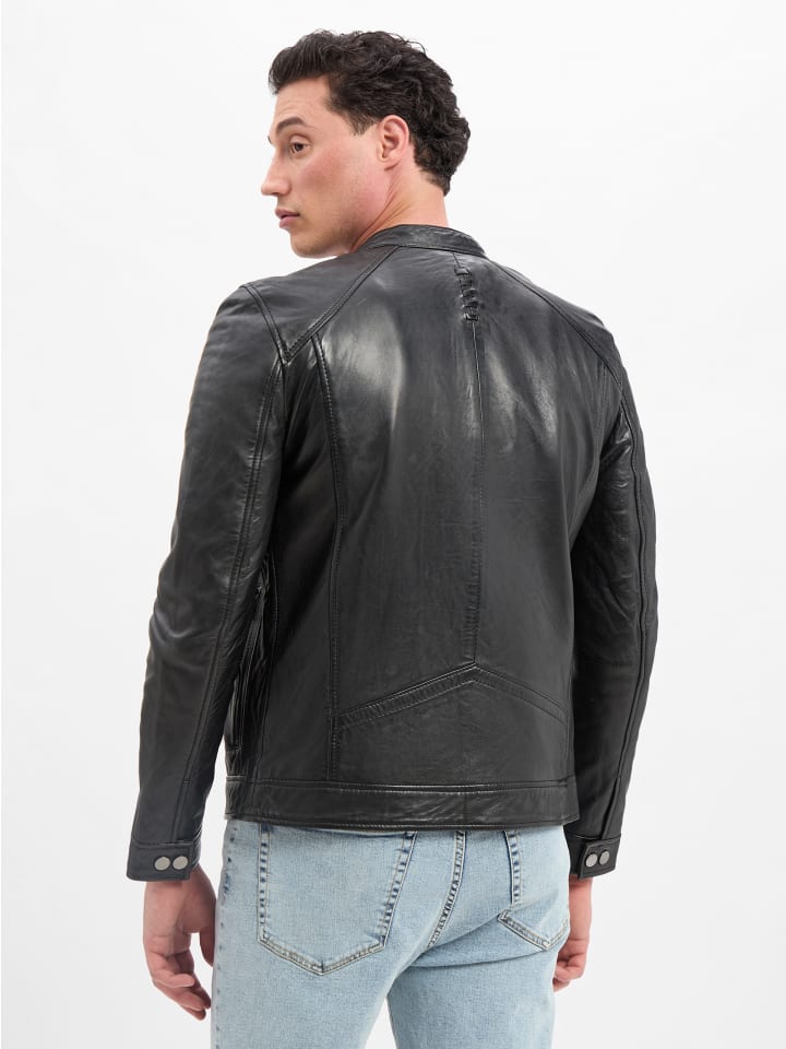 Jacke in schwarz