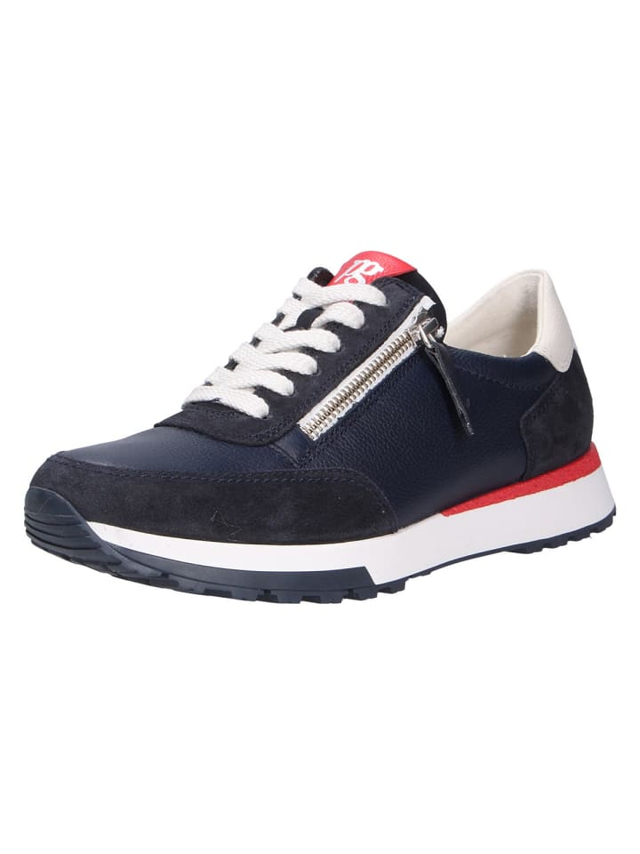 Sneaker in blau