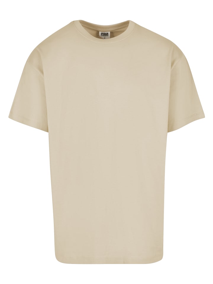 T-Shirt in sand