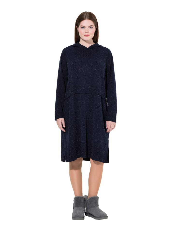 Strickkleid in marine