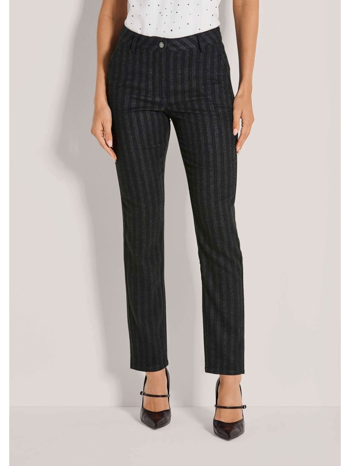Flanellhose mit schmaler Beinform in schwarz / grau