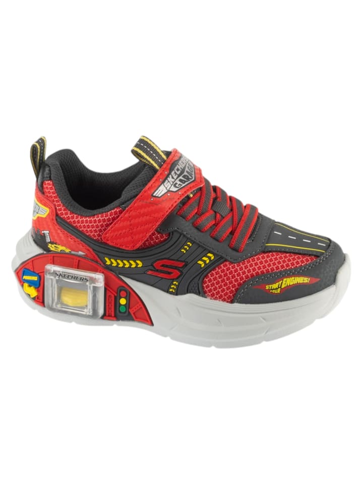 Skechers Garage in Rot
