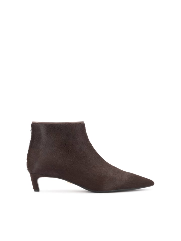Boots in Dunkelbraun