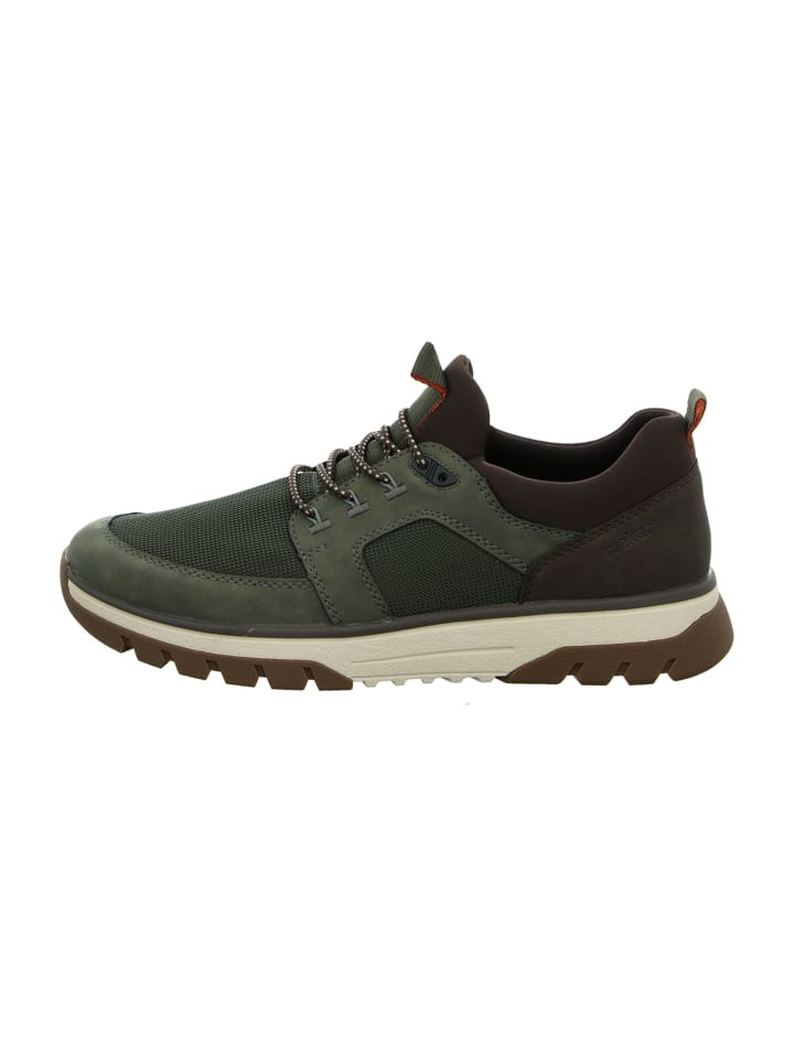 Sportliche Schnürschuhe in Grün