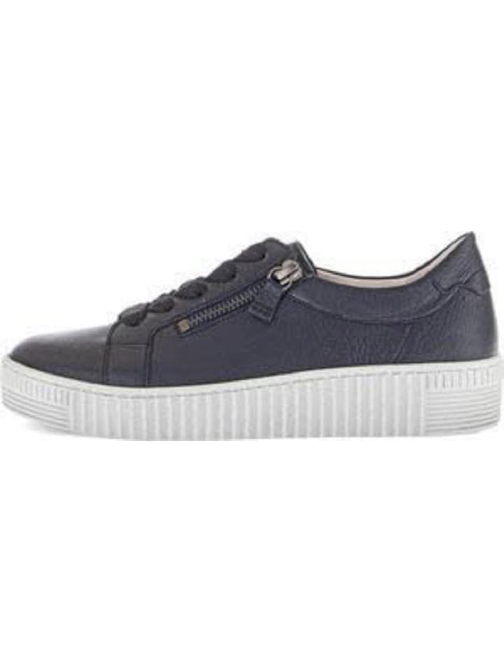 Eleganter Schnürschuh in grau