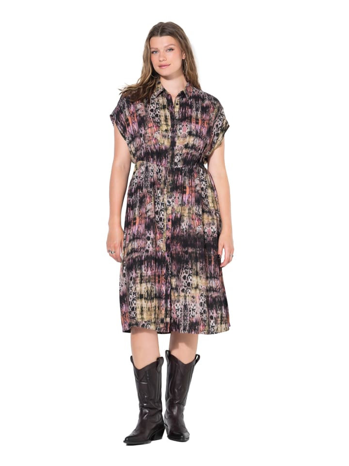 Kleid in dunkles olive