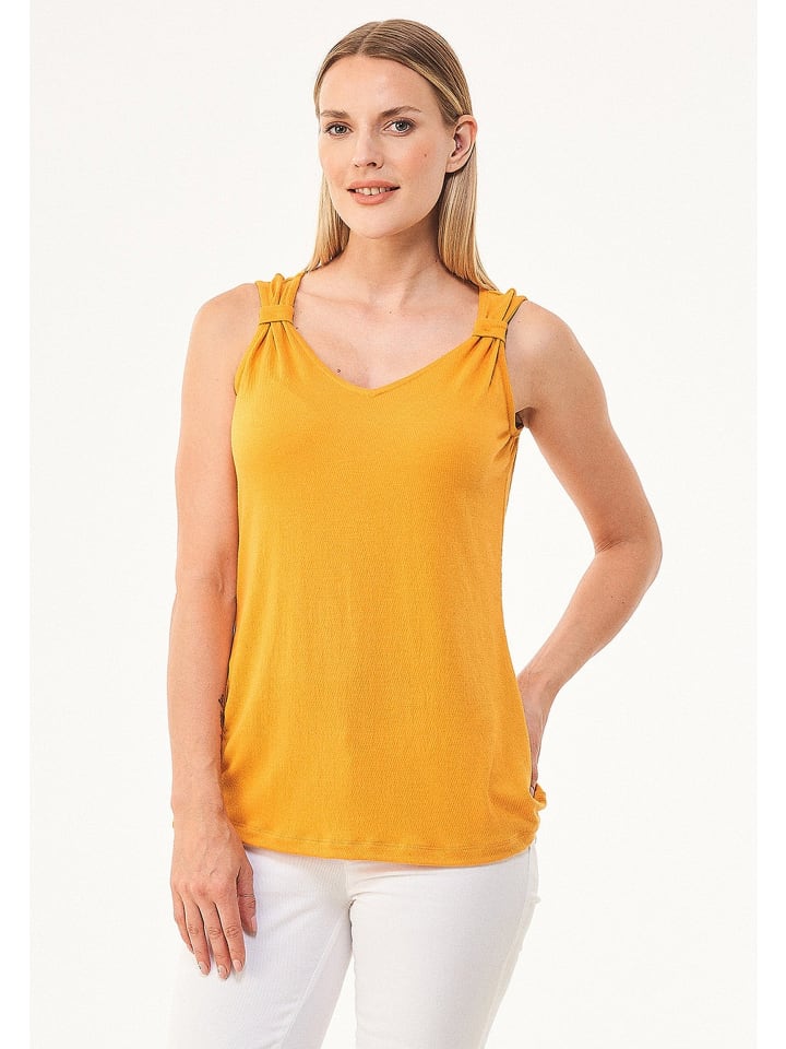 Top "WOR13364" in Mango