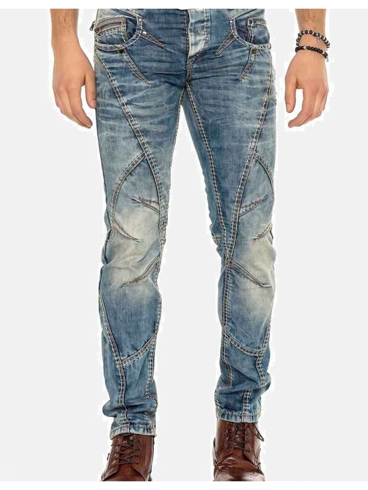 Jeans in JEANSBLAU