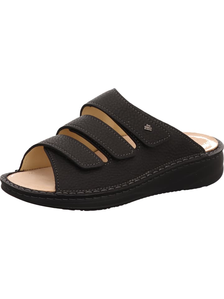 Schnürschuh in schwarz