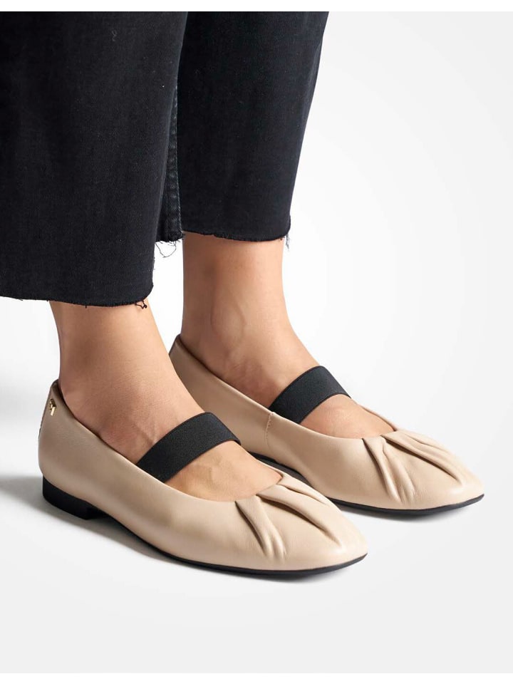 Ballerinas in Beige/beige