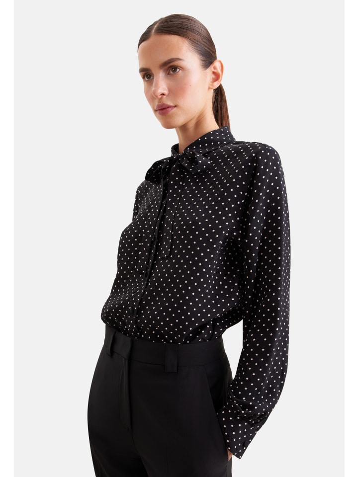 Ausgestellte Bluse Regular in Schwarz