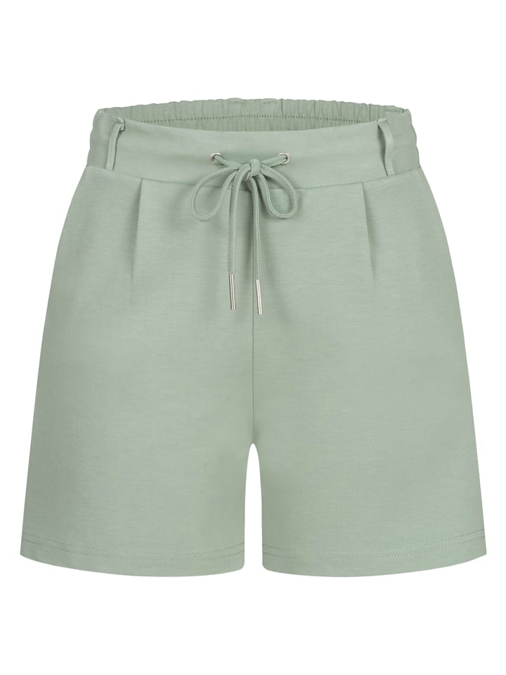Short in green