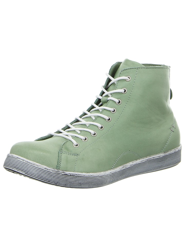 Sneaker in grün