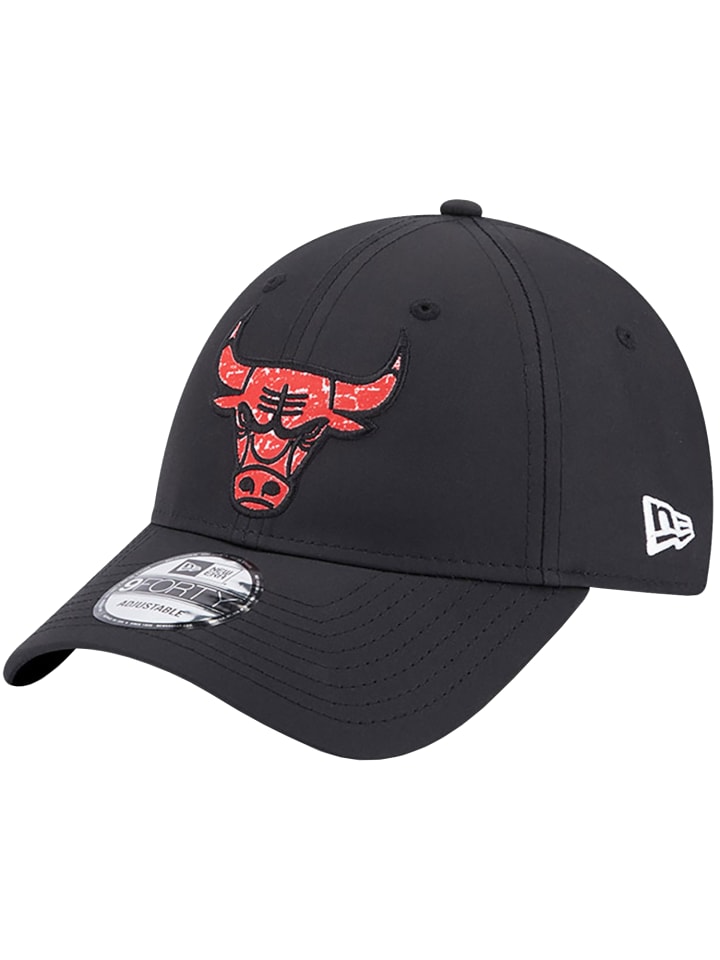 New Era NBA 9FORTY Chicago Bulls Cap in Schwarz